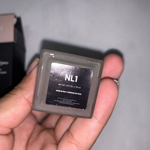 Doucce Cache Creme Satin Makeup Foundation NL1 Shade30ml/1floz,Beauty Foundation - Picture 4 of 6